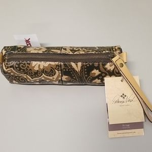 NWT Patricia Nash wristlet
